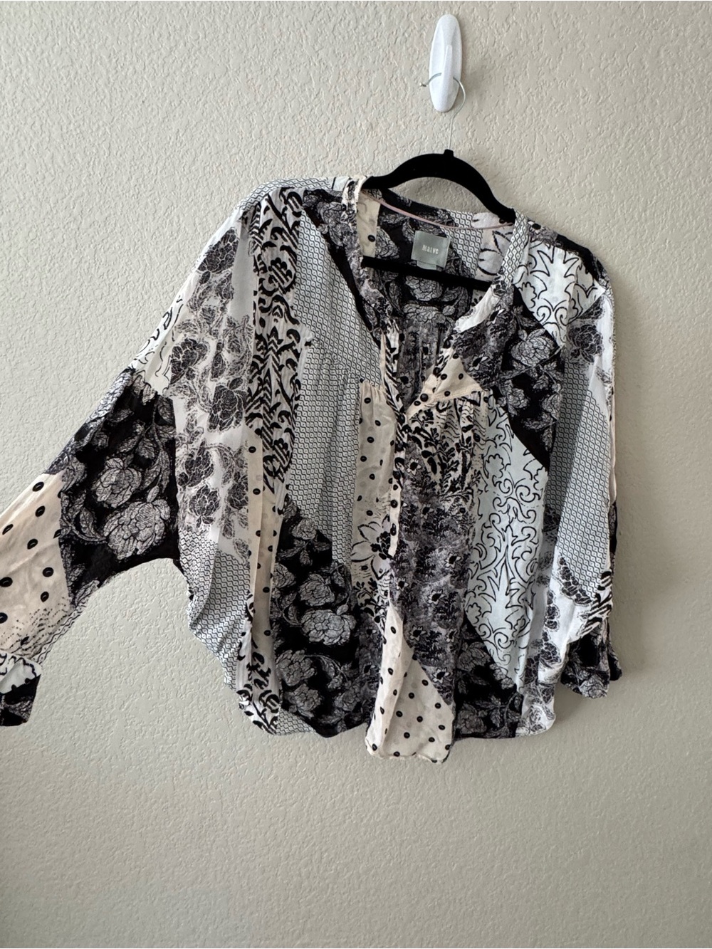 Maeve Anthropologie Black & White Mixed-Print Button Front Blouse